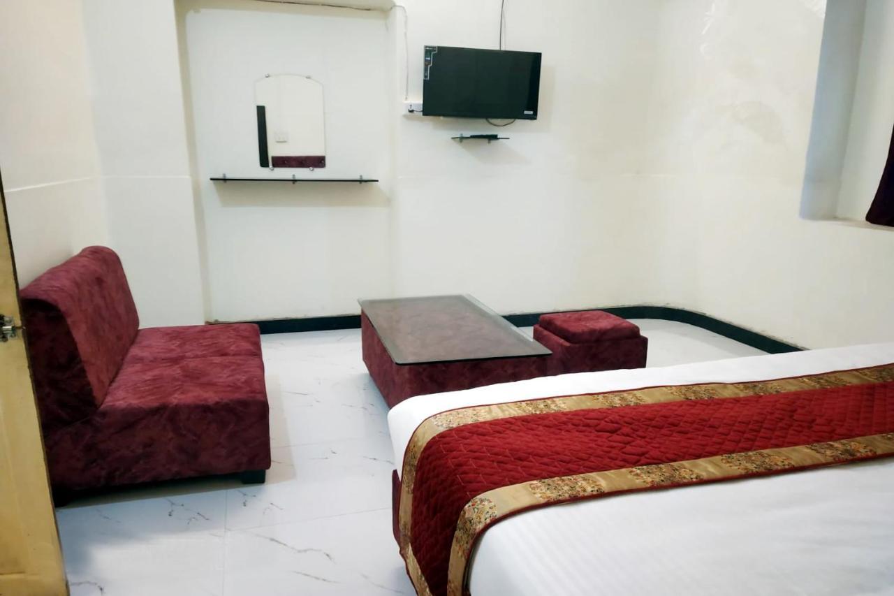 Hotel Kumkum Chhaya Panna Esterno foto