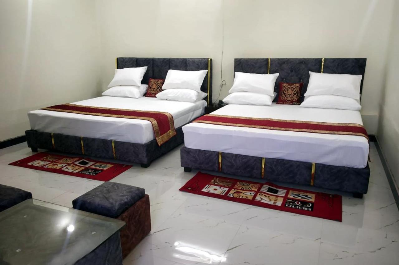 Hotel Kumkum Chhaya Panna Esterno foto