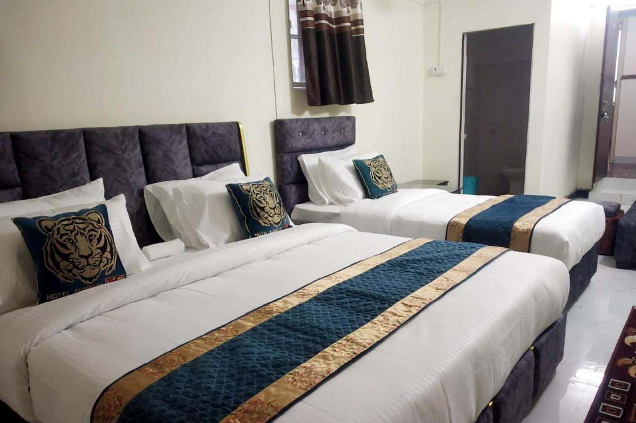 Hotel Kumkum Chhaya Panna Esterno foto