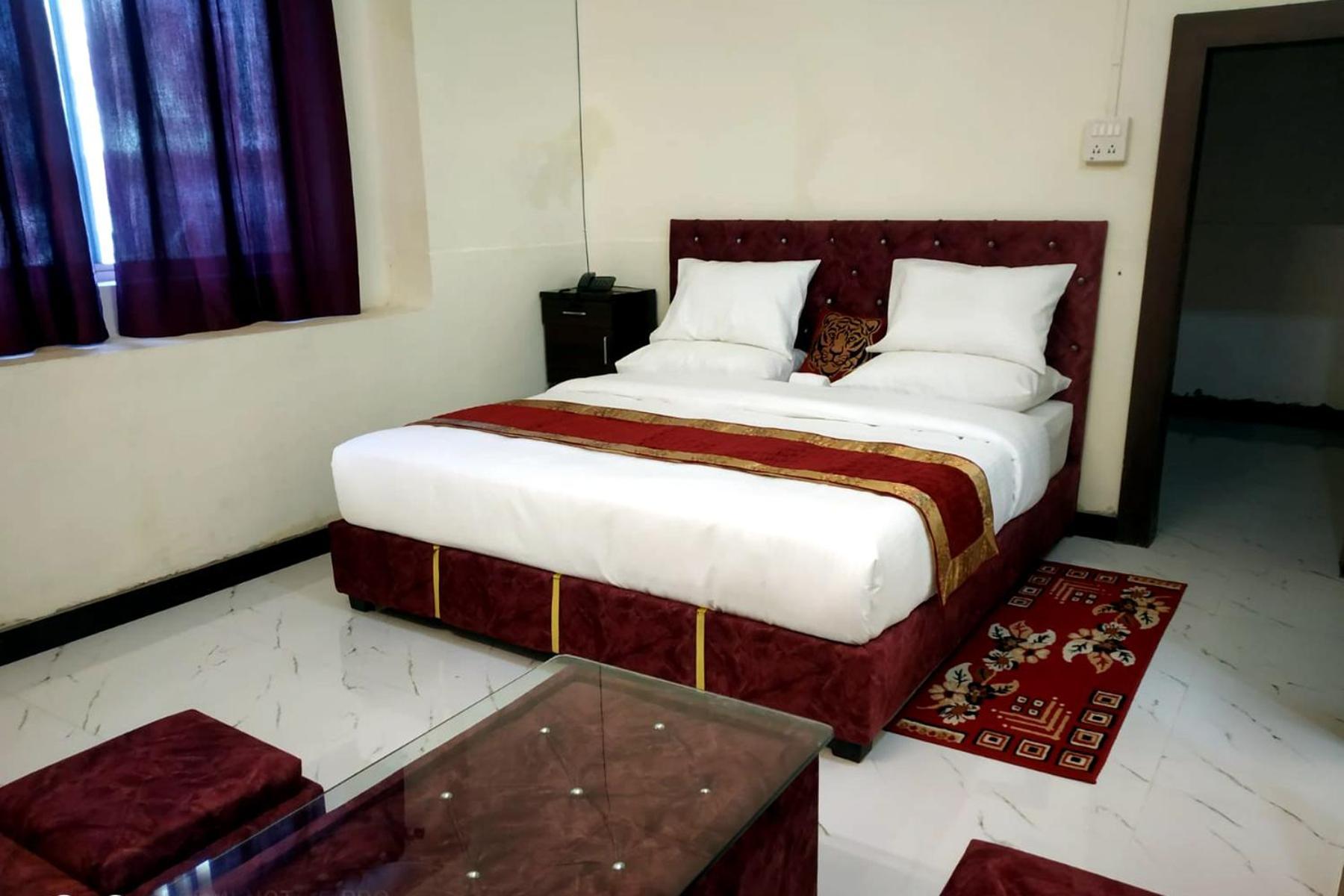 Hotel Kumkum Chhaya Panna Esterno foto